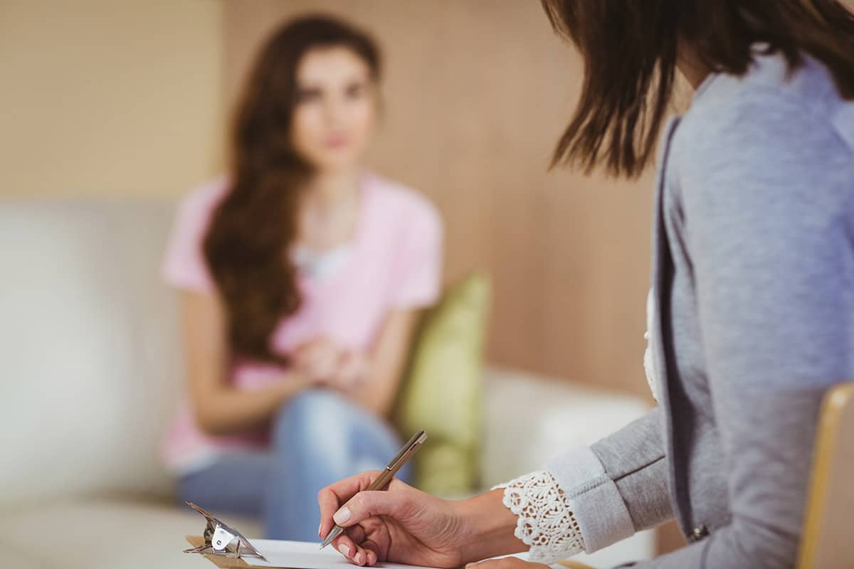 woman talking to her personality disorder therapist near Salem County NJ